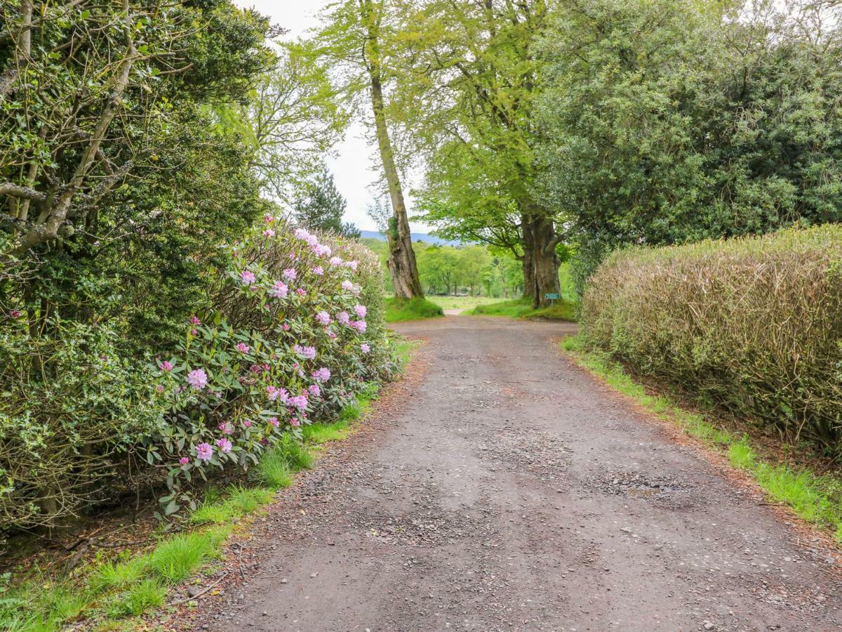 Gate Lodge West Calder ภายนอก รูปภาพ